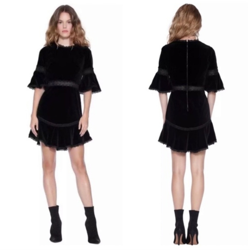 Alice + Olivia Doloris Black Velvet Bell Sleeve Dress Lace Trim Size 8 NWT $495